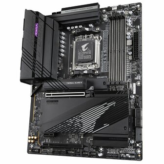 Gigabyte B650 AORUS PRO AX moederbord AMD B650 Socket AM5 ATX RENEWED