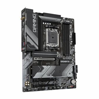 Gigabyte B650 GAMING X AX moederbord AMD B650 Socket AM5 ATX RENEWED